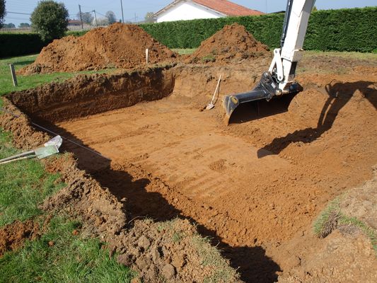 Terrassier à Farges-en-Septaine